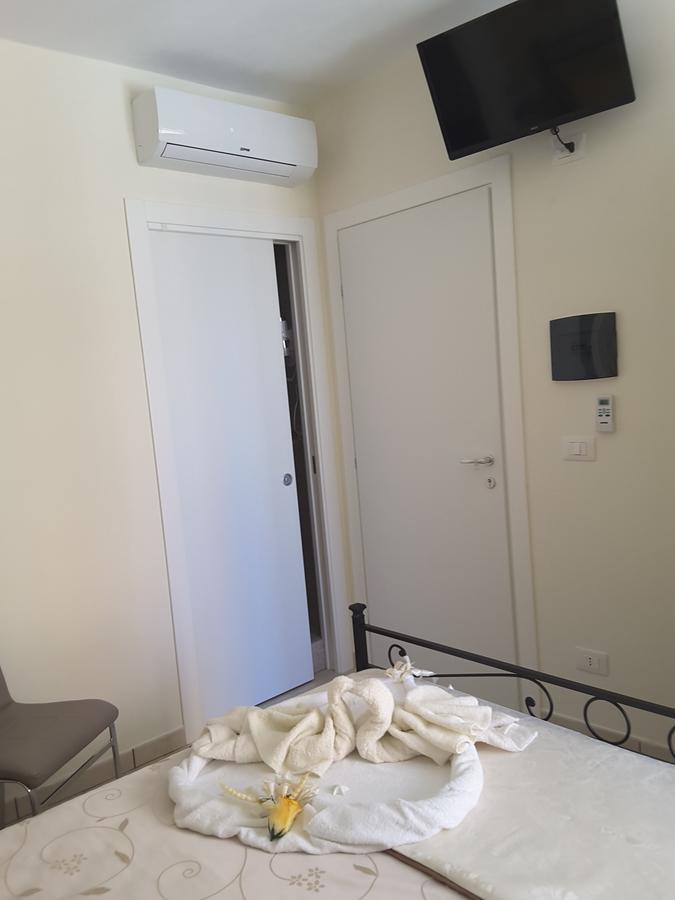 Stella Marina Rooms For Rent Portopalo Di Capo Passero Exteriör bild