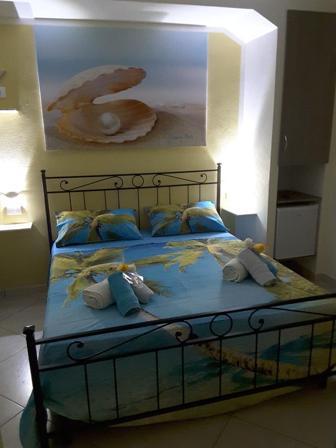 Stella Marina Rooms For Rent Portopalo Di Capo Passero Exteriör bild