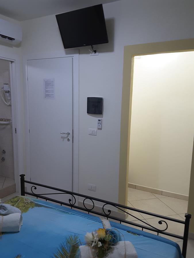 Stella Marina Rooms For Rent Portopalo Di Capo Passero Exteriör bild