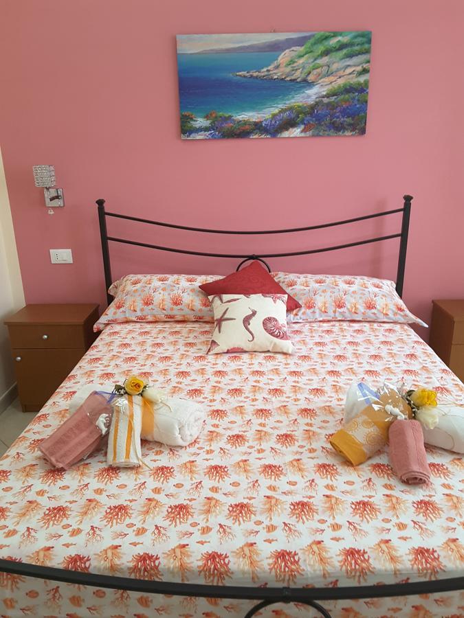 Stella Marina Rooms For Rent Portopalo Di Capo Passero Exteriör bild